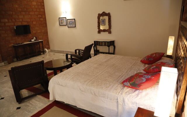 Hotel Devi Bhawan