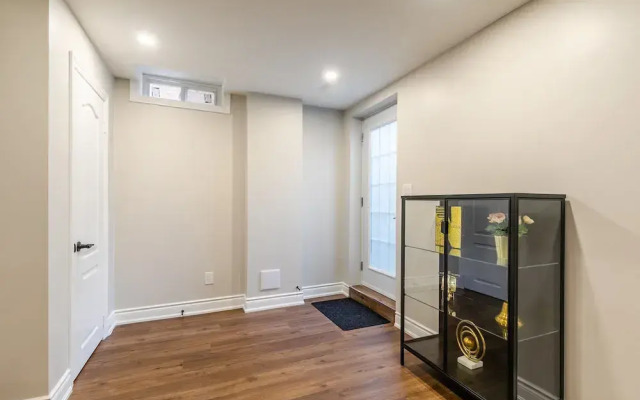Marvelous Mississauga Family Basement