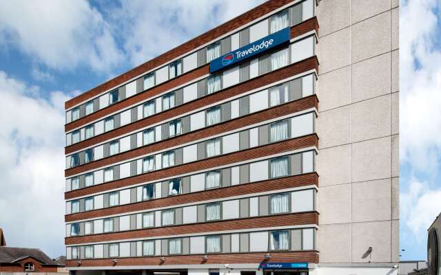 Travelodge Altrincham Central