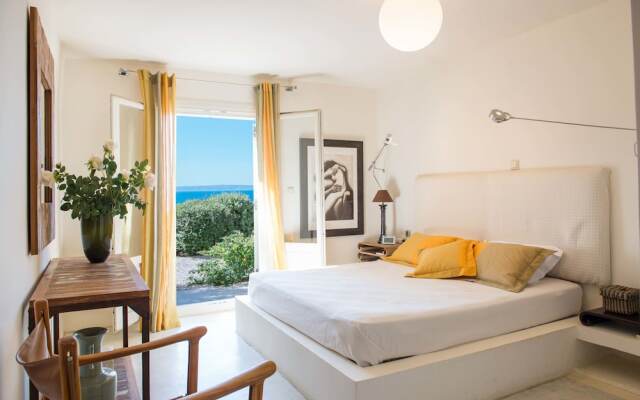 Unique Stylish Villa