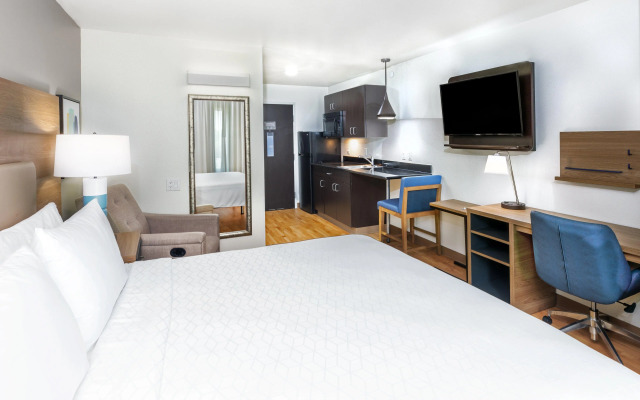 Candlewood Suites Muskogee by IHG