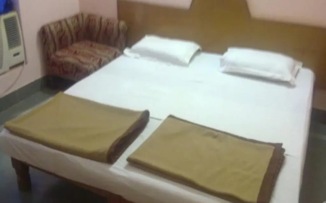 Shanti Hotel