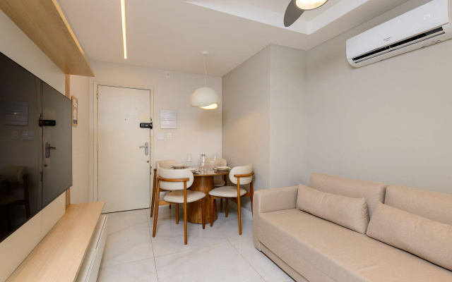 1 Quarto a 200m da Praia Copacabana | NSC 782/504