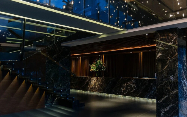 8010 Urban Living Luxury Home Experiences.