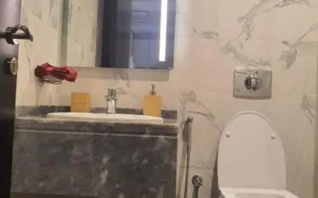 Cozy 1-bedroom apartment in Dubai South with Pool