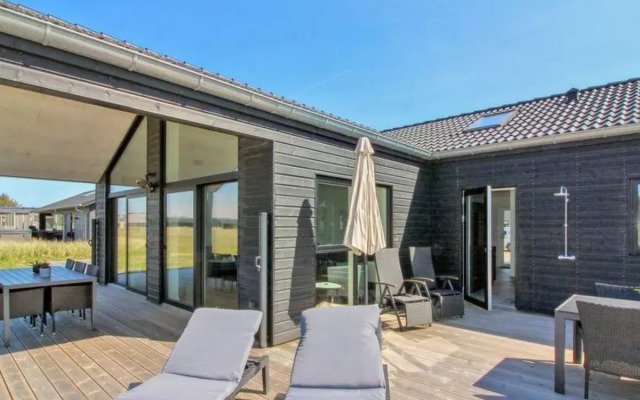 "Tom" - 950m from the sea in NW Jutland