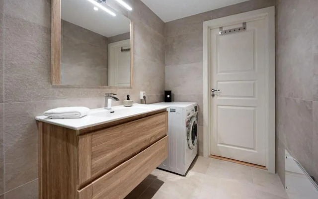 Homelike and Cozy Apt close to City Centre