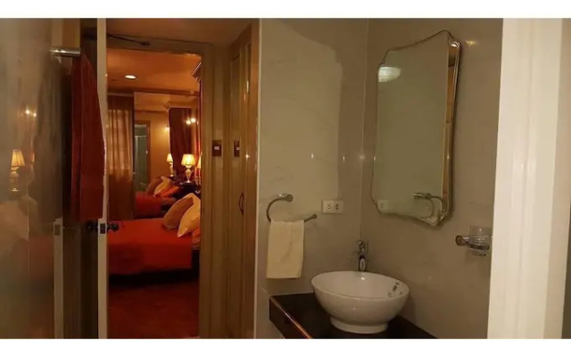 Elegant 2BRCondo in the Heart of Ortigas