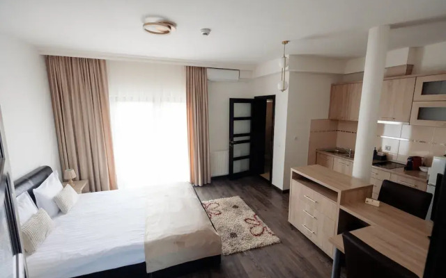 Aparthotel Punct pe i