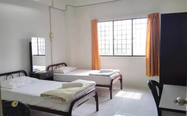 Desair Apartment By SCHT