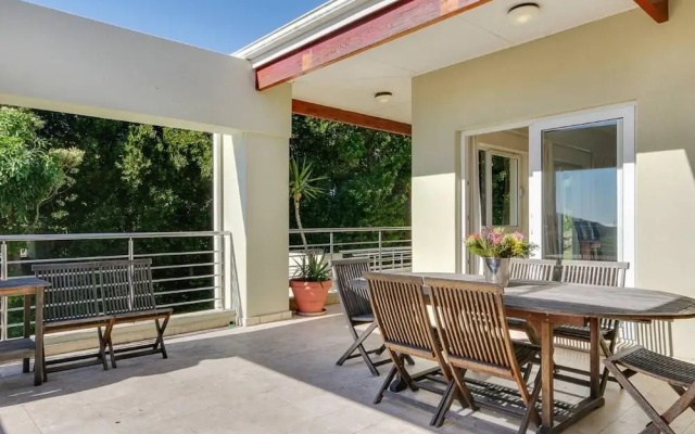 Family Home With Views Pool Garden 100 Geneva