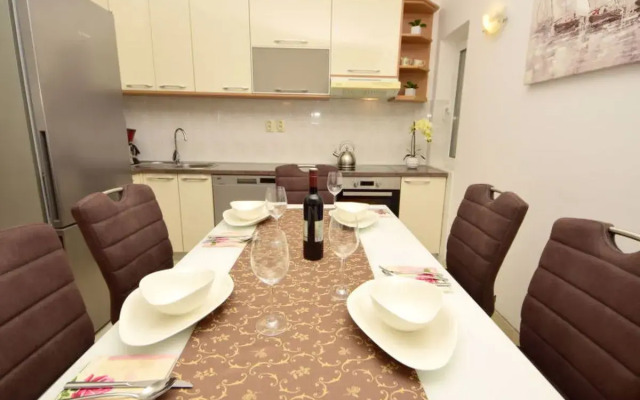 Apartment Mornar Trogir/Arbanija 12693