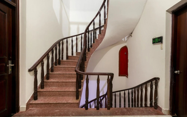 OYO 486 Nhat Nhat Hotel