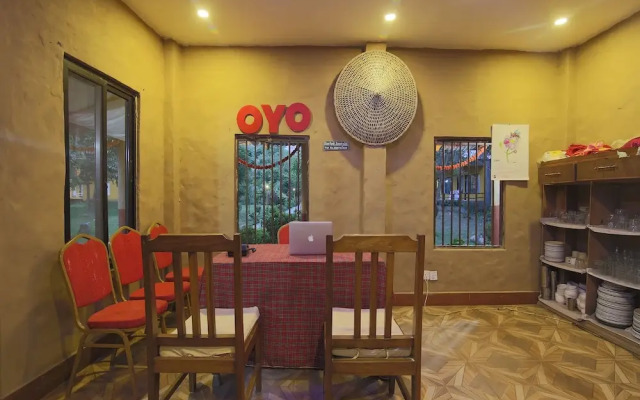 Oyo 355 River Park International Resort