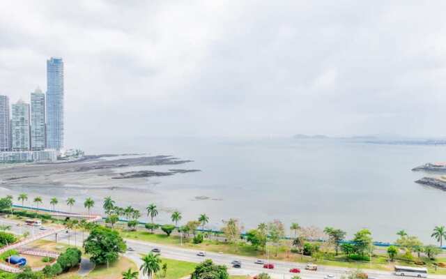 w Amazing 1BR With Balcony in YOO