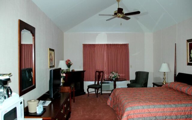 Lockport Inn & Suites