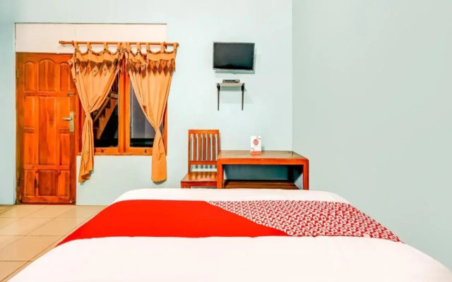Hotel O Guest House Parangtritis