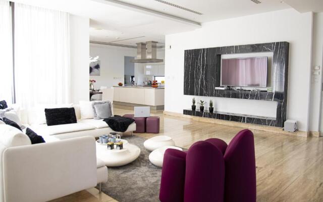 Salt Lake Deluxe Villa