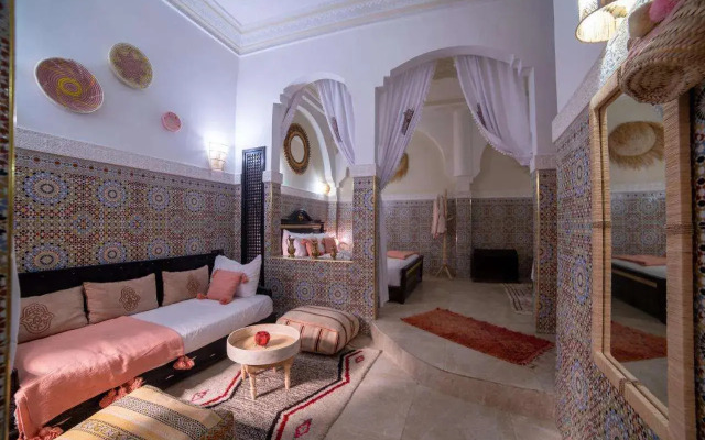 Riad L'Arabesque