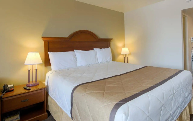 Travelodge by Wyndham Lynchburg