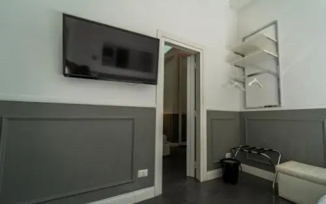 We Love Roma Guest House