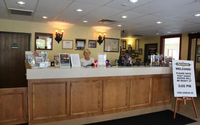 Silverland Inn and Suites