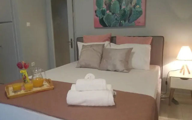 Ellie's Cozy Apartment