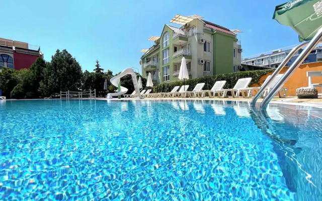 Mint Family Hotel
