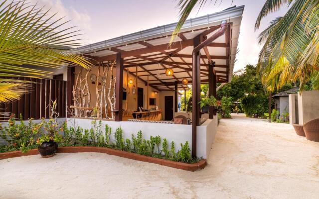 Holiday Village Retreat