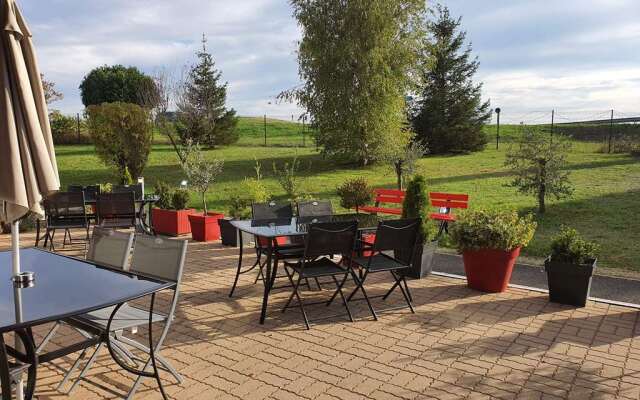 Kyriad Design Enzo Cannes-Écluse