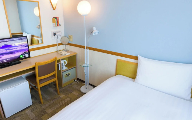 Toyoko Inn Tokyo-eki Shin-ohashi Mae