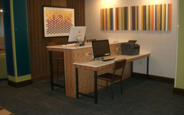 Holiday Inn Express & Suites Uniontown by IHG