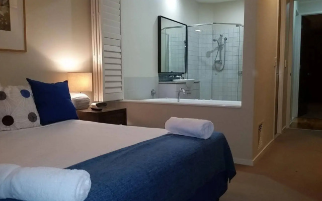 Marine Boutique Apartments