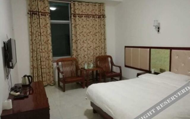 Pingjiang Xingjie Business Hotel