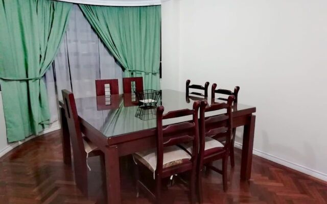 Apartamento Familiar en Zona Residencial