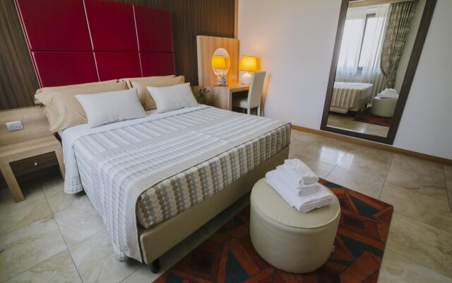 Piccolo Hotel