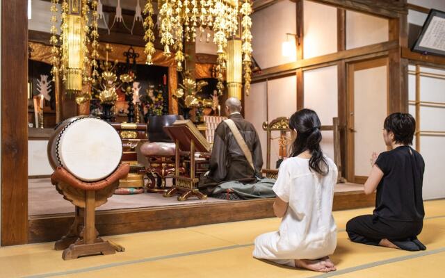 Temple Hotel Takeibo