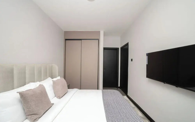 Loocid Apartments at Astoria