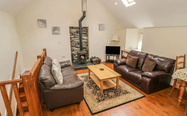 Hendoll Cottage 2