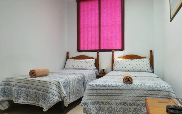 Doramas Private Rooms Shared Toilet