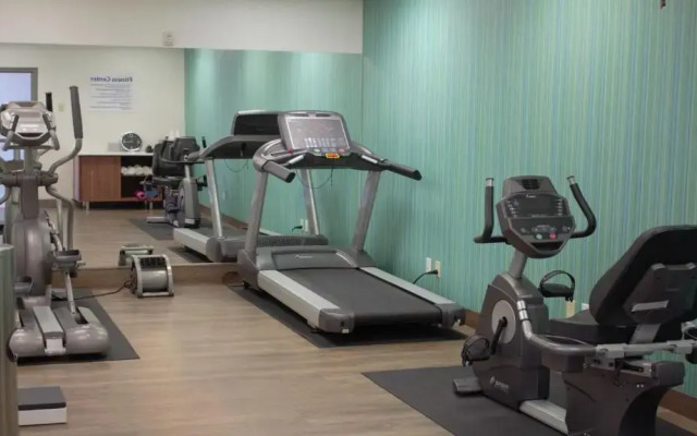 Holiday Inn Express & Suites Somerset Central by IHG