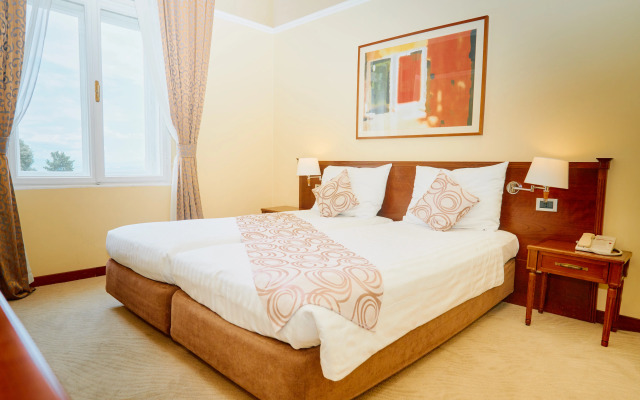 BRISTOL Hotel Opatija