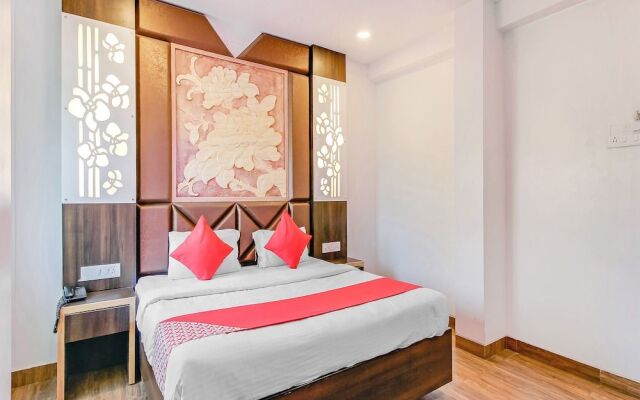 OYO 30764 Hotel Jj International