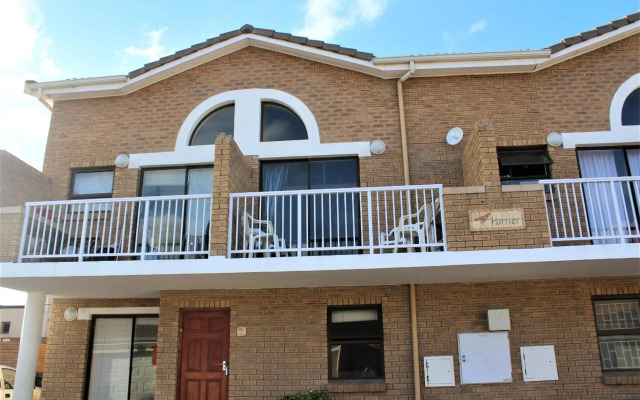 South Shore Beach Apartments, Harrier 202