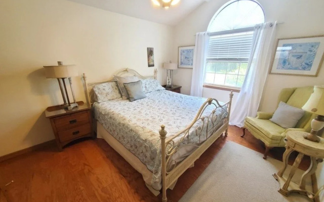 Beach Blossum 3 Bedroom Home