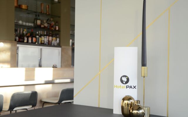 Hotel Pax