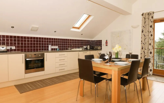 Cholwell Barn Apartment