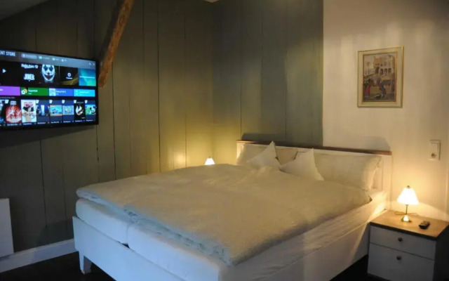 Hof Hilkenborg am Deich 75099