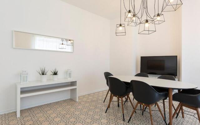 La Promenade by Impero House