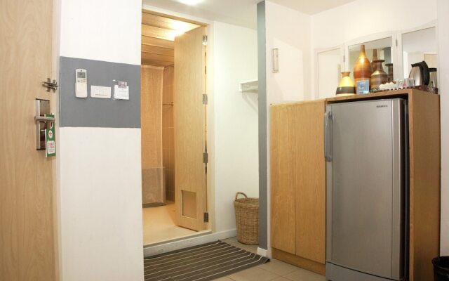 Nida Rooms the Metro Bangrak 210